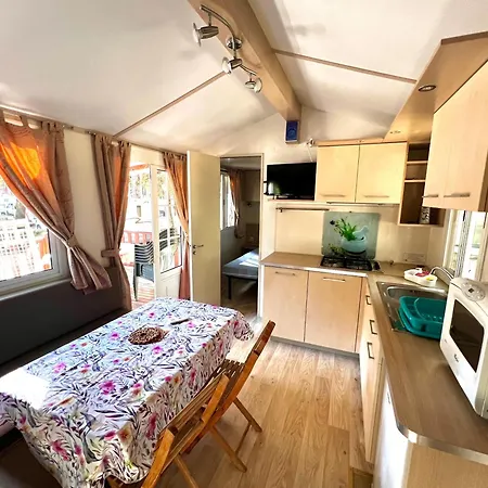 Apartment Buona Mobile Homes On Mare E Pineta